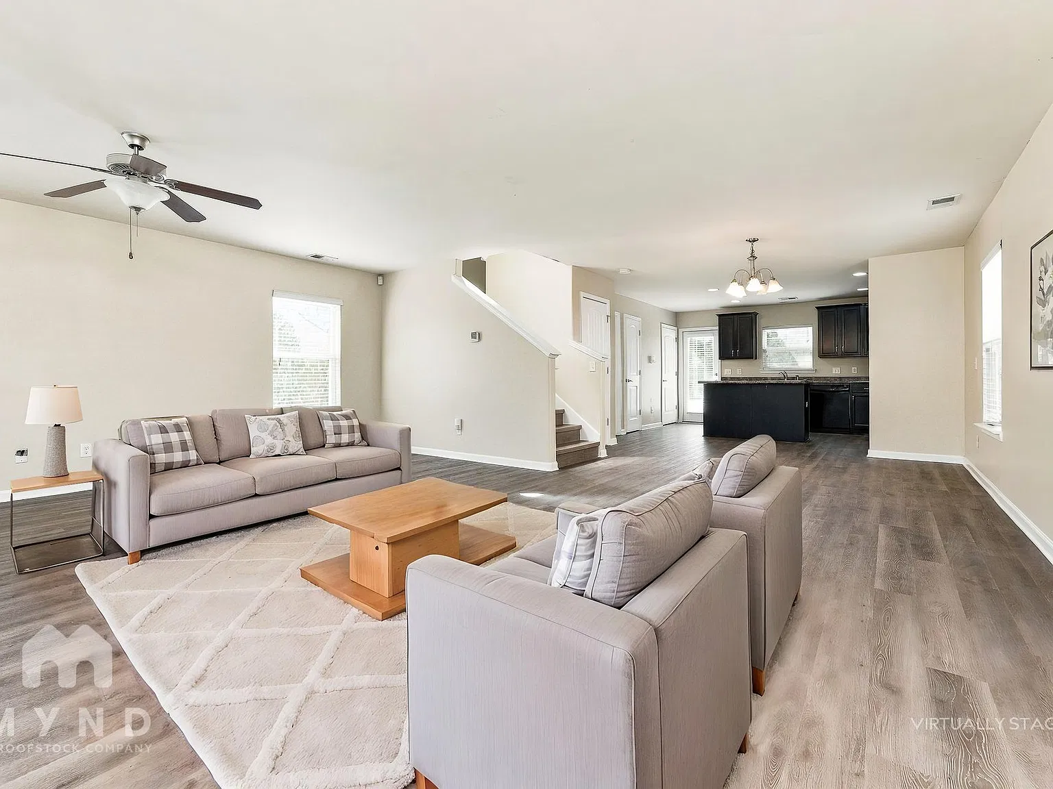 3 bed, 2.5 bath, 1750 sqft, $1,599 — Photo 2