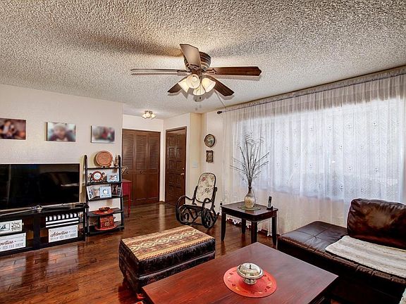 5th image of 2804 E Clarendon Ave