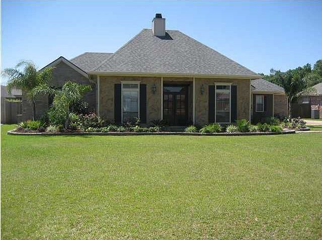 1st image of 313 Gaslight Ln