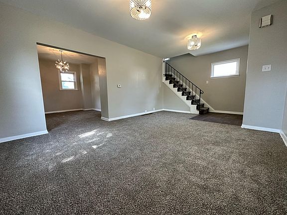 2nd image of 118 26th Street Dr SE