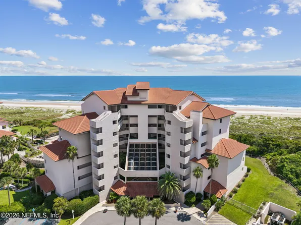 233 SANDCASTLES COURT Court #233, Fernandina Beach, FL 32034