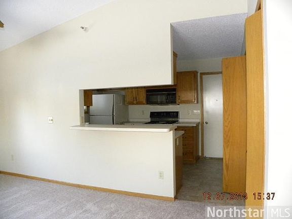 5th image of 3153 Manitou Dr