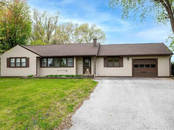 2828 56th Ave W, Milan, IL 61264