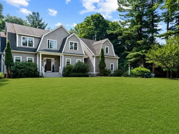 175 East St, Sharon, MA 02067