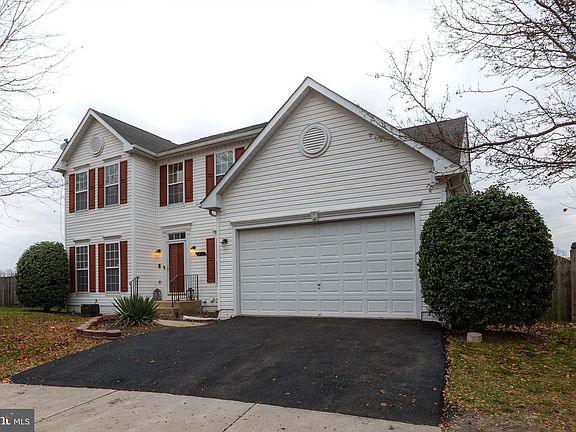 3rd image of 13402 Gwynn Park Ct