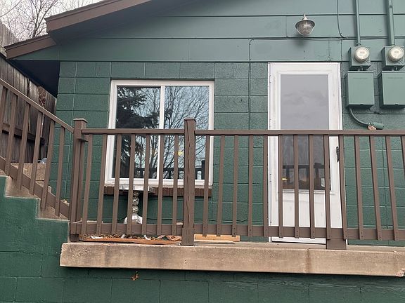 3rd image of 601 Manitou Ave #4