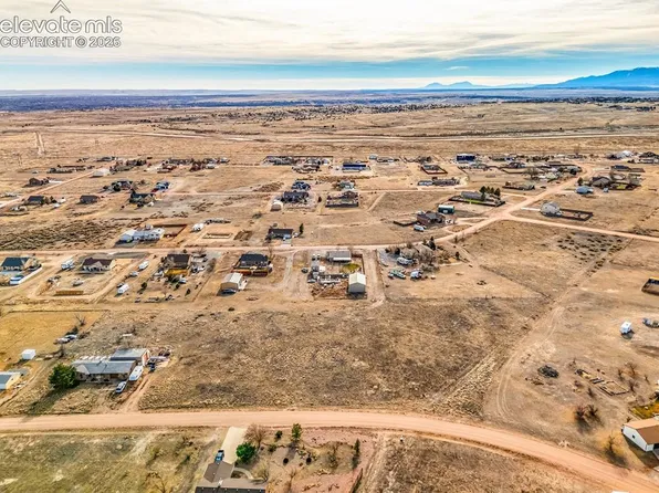 854 E Waverly Dr, Pueblo West, CO 81007