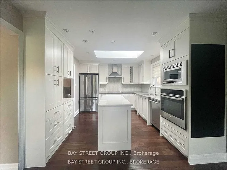 2131 Sunnyvale Dr — Photo 5