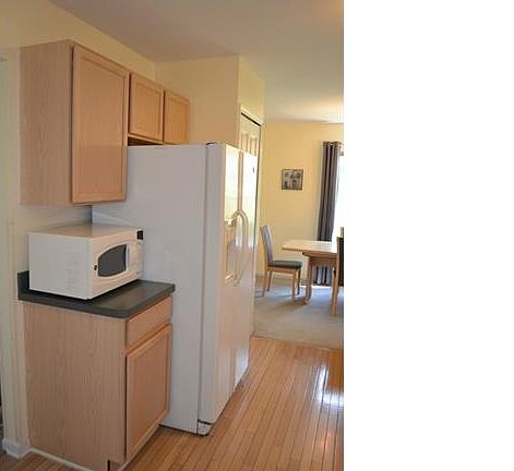 5th image of 1331 Oaklawn Dr
