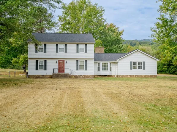 2512 Dug Gap Rd, Dalton, GA 30720