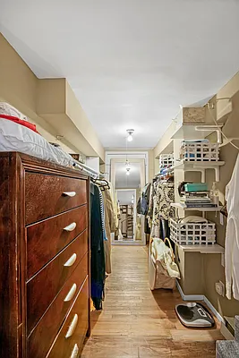 Sold by Tosh Marks Property Group | media 26