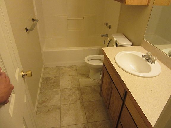 4th image of 4528 Cole Dr