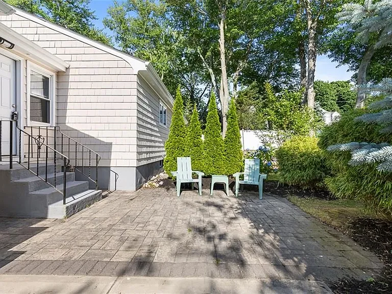 5 Interlocken Rd — Photo 33