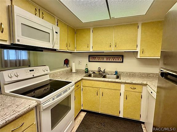 4th image of 2400 Forest Dr APT 227