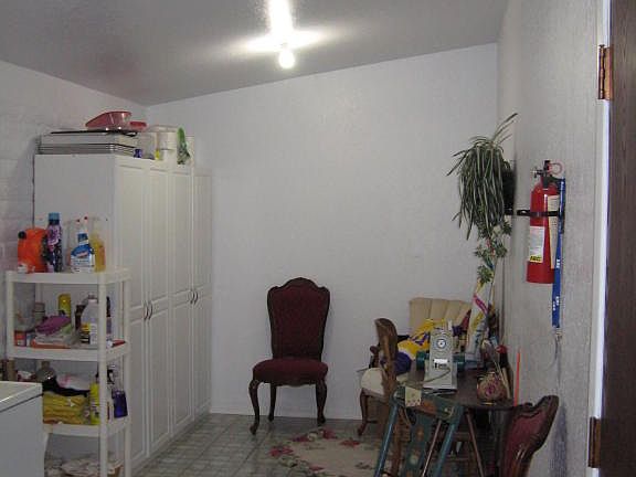 4th image of 5971 N San Joaquin Ave