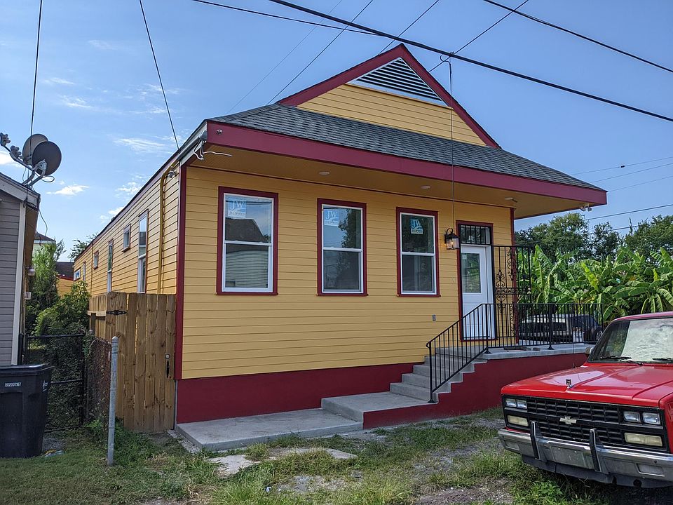 1st image of 1736 Allen St