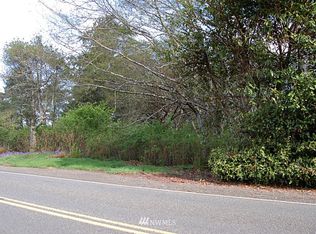 8 Copalis Beach Rd, Copalis Beach, WA 98535