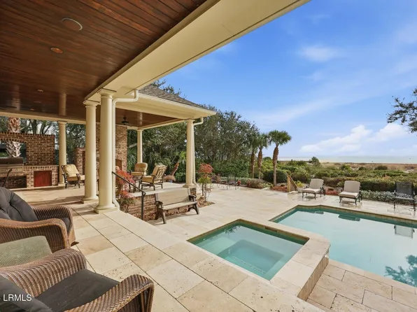 16 Planters Row, Hilton Head Island, SC 29928