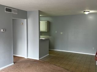 D 6 1700 S #W, Gainesville, FL 32608