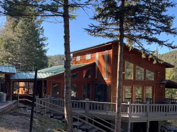 54 Daniel St, Cloudcroft, NM 88317