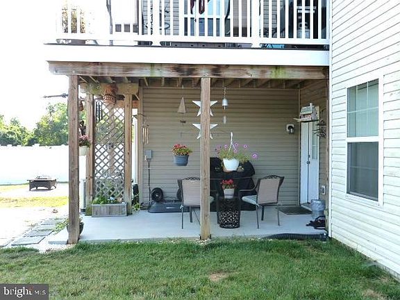 4th image of 10379 Lantern Ln