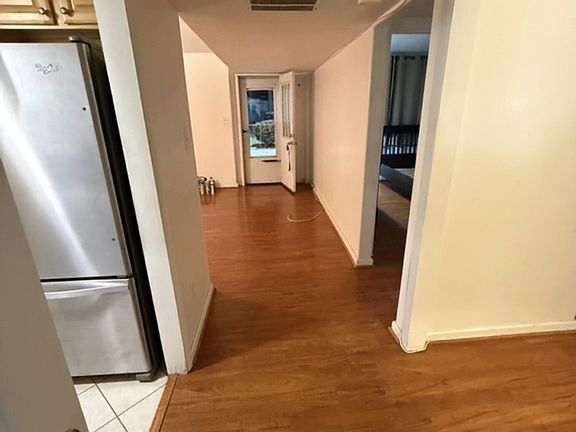 4th image of 5430 Old Temple Hill Rd