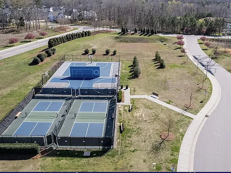 675 Great Ridge Pkwy — Photo 39