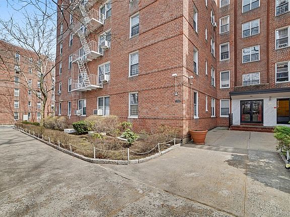 2nd image of 29 Abeel Street #3A