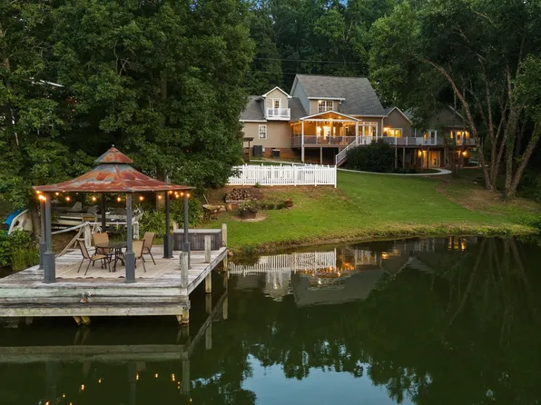 436 S Lakeview Dr, Duncan, SC 29334