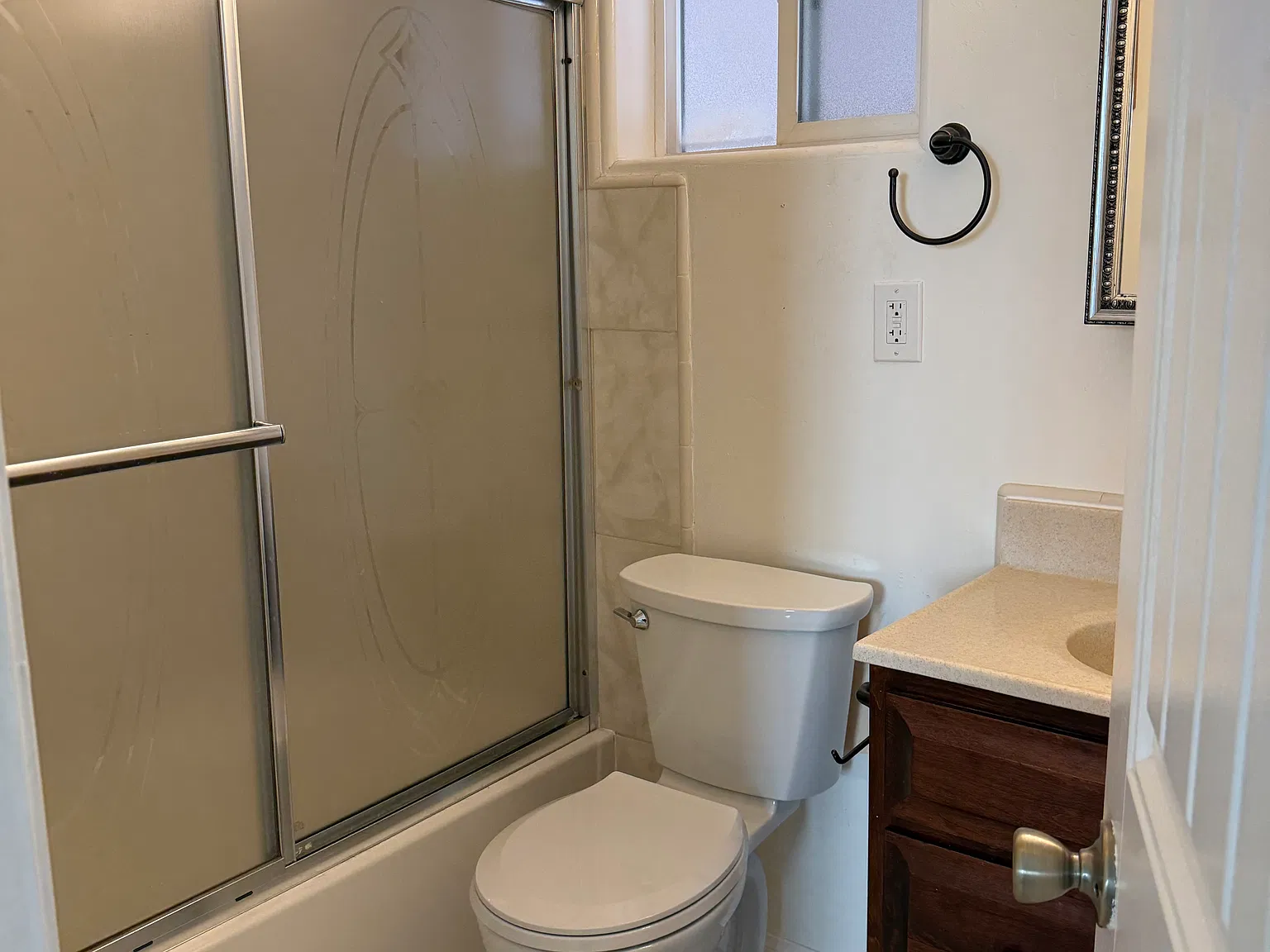 3 bed, $3,400 — Photo 4