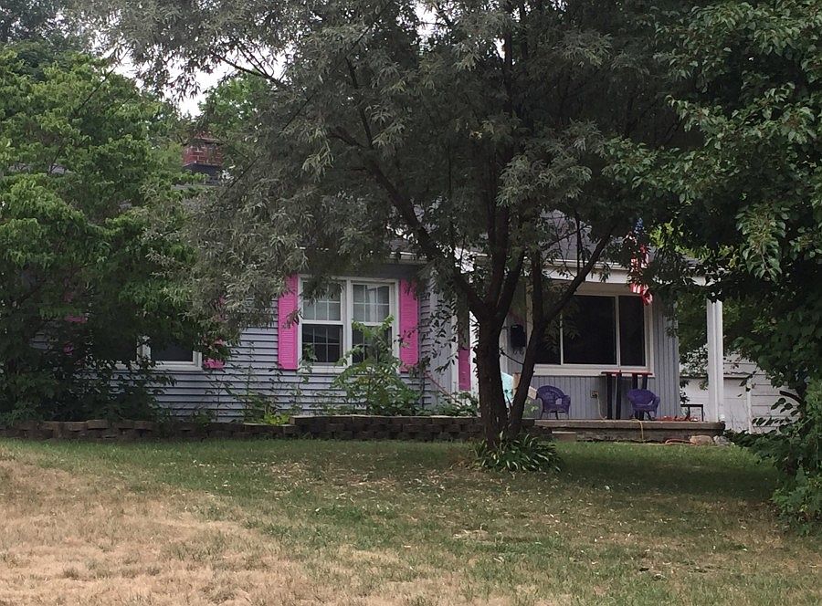 1st image of 660 Kendalwood St NE