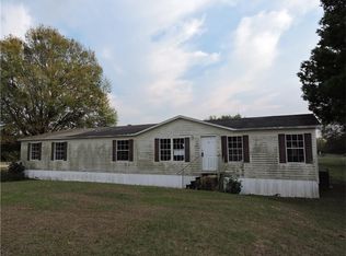 3290 Willis Rd, Mulberry, FL 33860