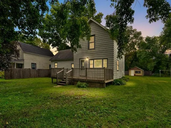 2047 7th St NW, Faribault, MN 55021