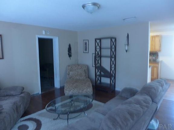 5th image of 277 Saint Patrick Ave