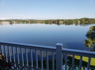 1111 Lake Ridge Dr #30, Traverse City, MI 49684