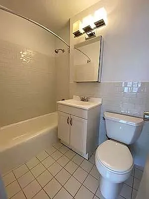 Rented by Bond New York | media 8