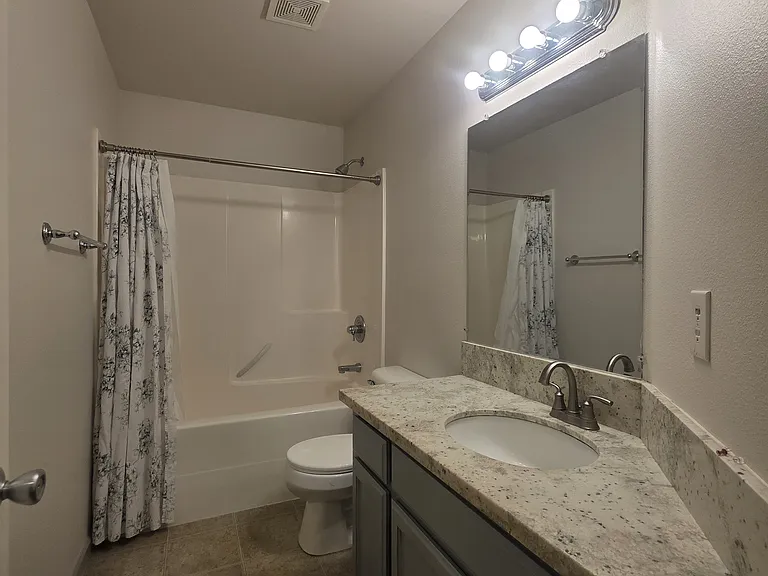 4373 Hearth St NE — Photo 50
