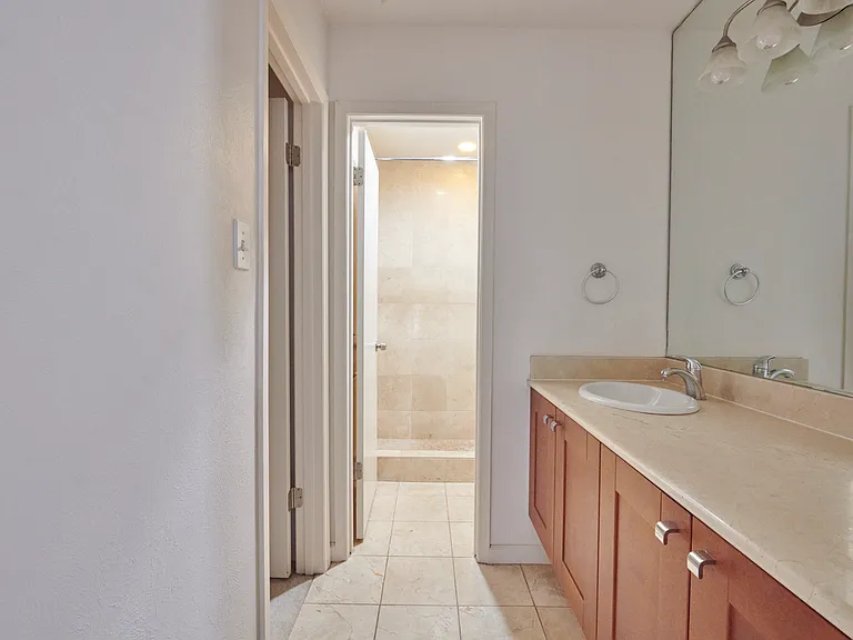 10714 Pagewood Dr — Photo 21