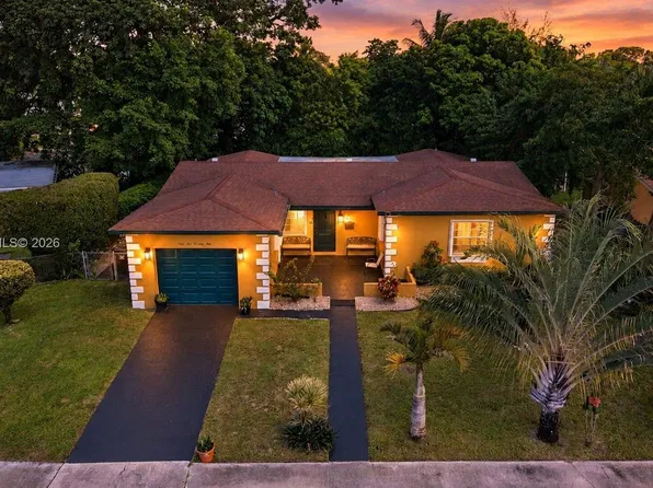 6571 SW 7th Ct, North Lauderdale, FL 33068