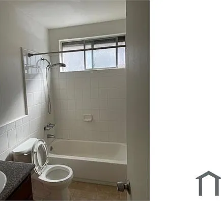 14617 S Berendo Ave #6 — Photo 1
