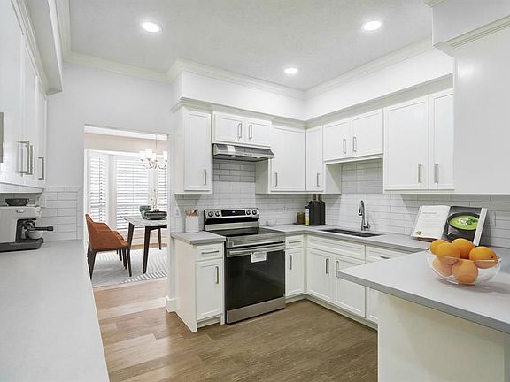 4th image of 2400 N Braeswood Blvd APT 116