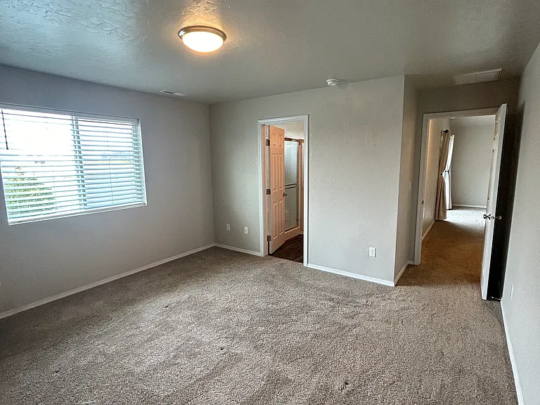 6815 S Birch Creek Ave — Photo 12