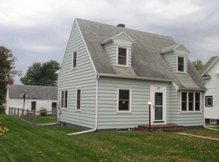 207 Hiawatha St, Coon Valley, WI 54623