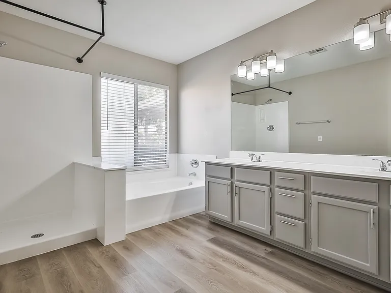 1442 W Orchid Ln — Photo 13