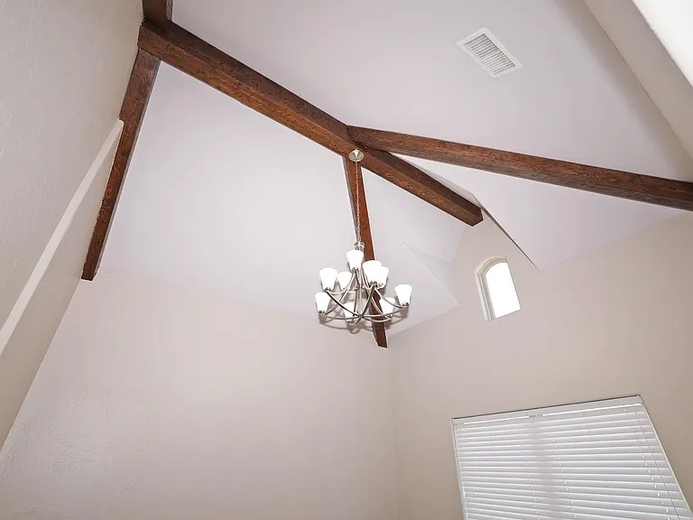 7501 Continental Pkwy — Photo 15