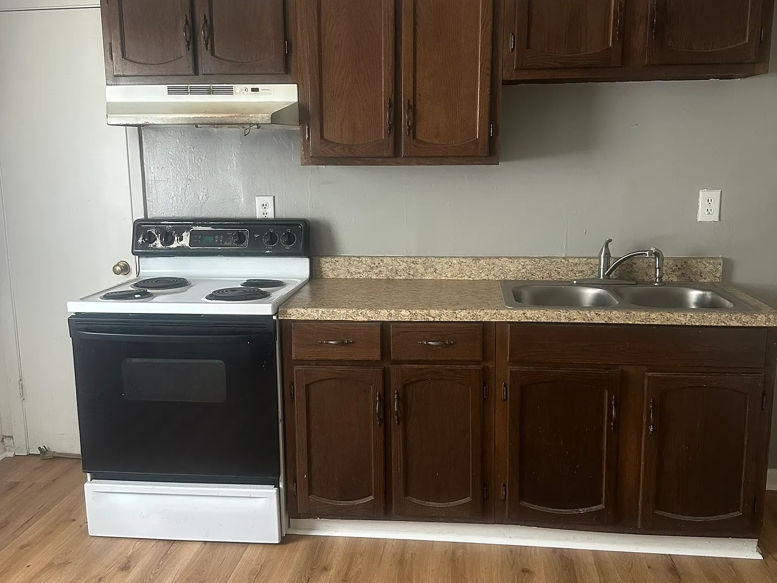 901 East 29th Avenue - 1 — Photo 3