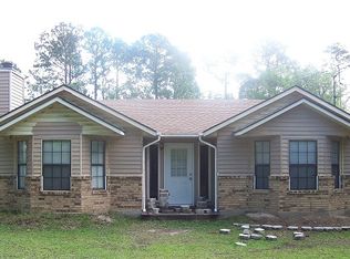 2100 Martin Bluff Rd, Gautier, MS 39553