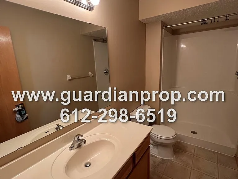 3431 Century Dr — Photo 8