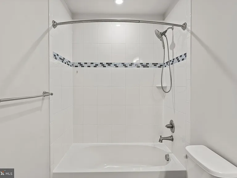 311 Sunrise Ct — Photo 36