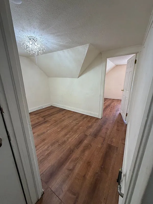 Building Photo - 38 Brookside Ave #3